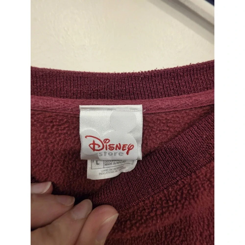 Vintage Disney Store Winnie The Pooh Crew Neck Sweatshirt Size Large Embroidered